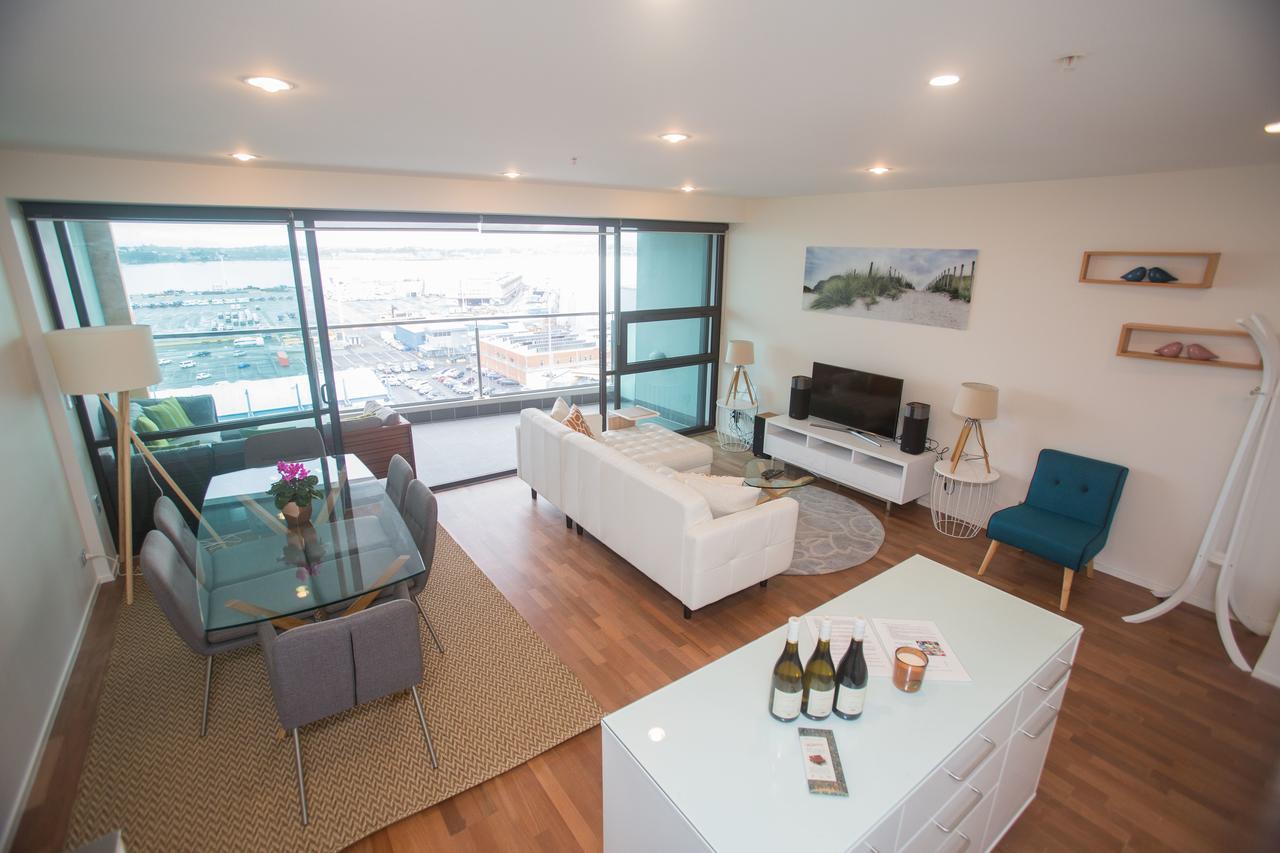 Perfect Location With Harbour Views Lägenhet Auckland Exteriör bild